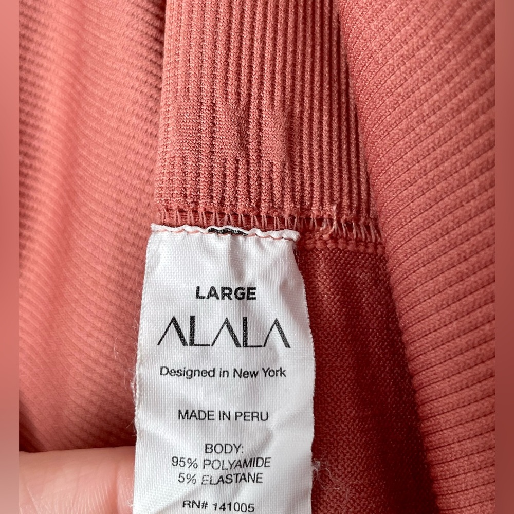 Alala Yoga Leggings Pink Sand Women’s Size Large NWOT - Picture 8 of 9